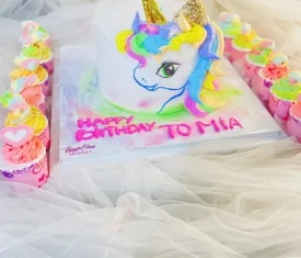 Bánh kem ngựa Pony 07